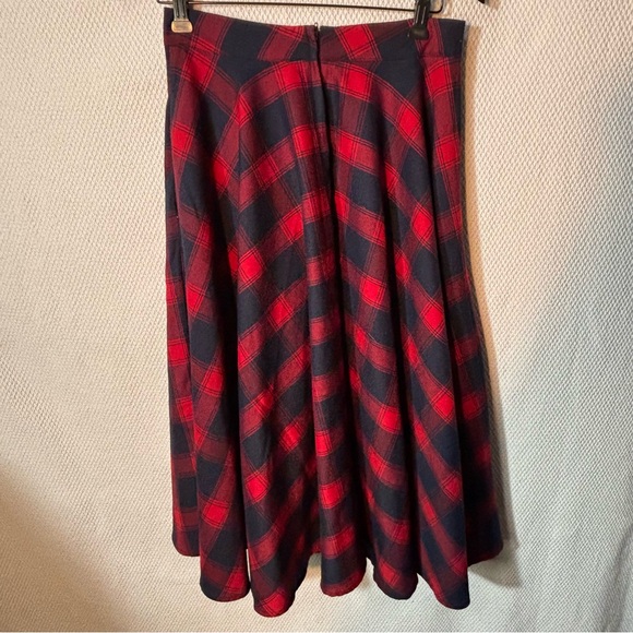 VOODOO VIXENS Sz S Plaid Red and Black Full Skirt with Pockets Unlined Zipper - Picture 6 of 9